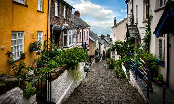 colourful houses at Clovelly